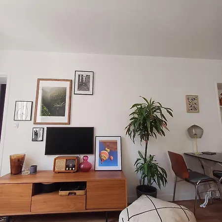 - Charming One Bedroom * باريس