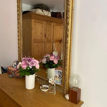 Apartment - Charming One Bedroom Paris
