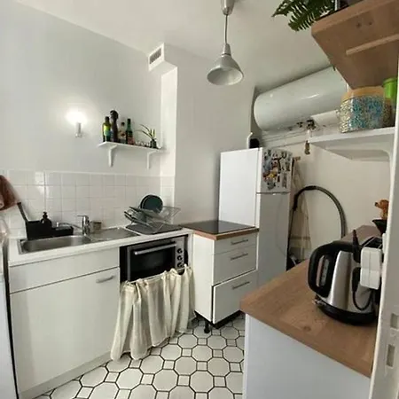 - Charming One Bedroom شقة باريس