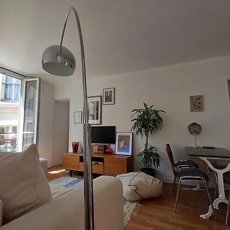 - Charming One Bedroom *
